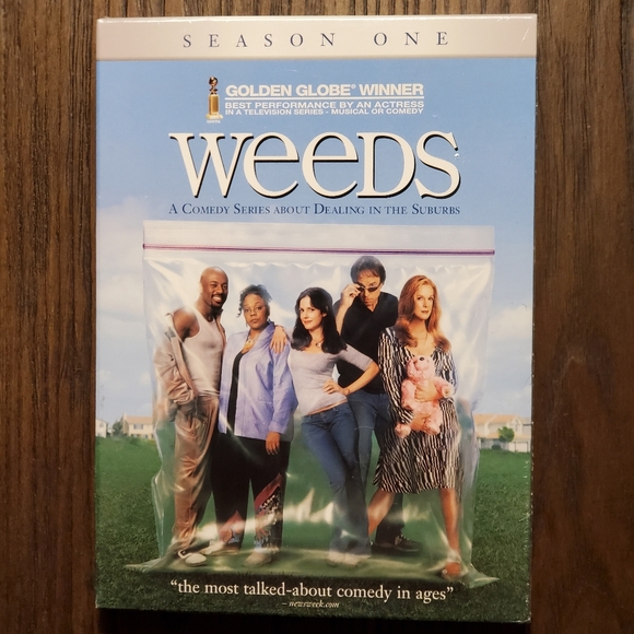 Sealed! Weeds: Seasons 1 - 5 (DVD) - Picture 2 of 8